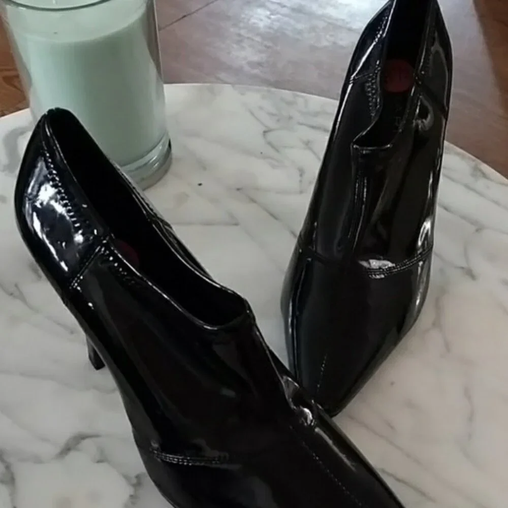 TAHARI Black Patent Leather Ankle Booties